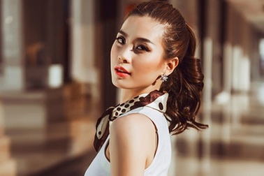 Á hậu Diễm Trang gợi ý 5 set đồ dạo phố "sang chảnh"