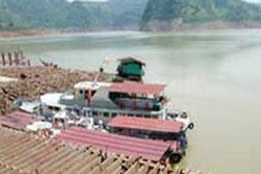 Lượng nước về hồ Hòa Bình tăng nhanh