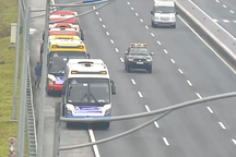 Dừng đỗ lung tung trên cao tốc, đoàn xe khách đối diện án phạt 5 triệu đồng/xe