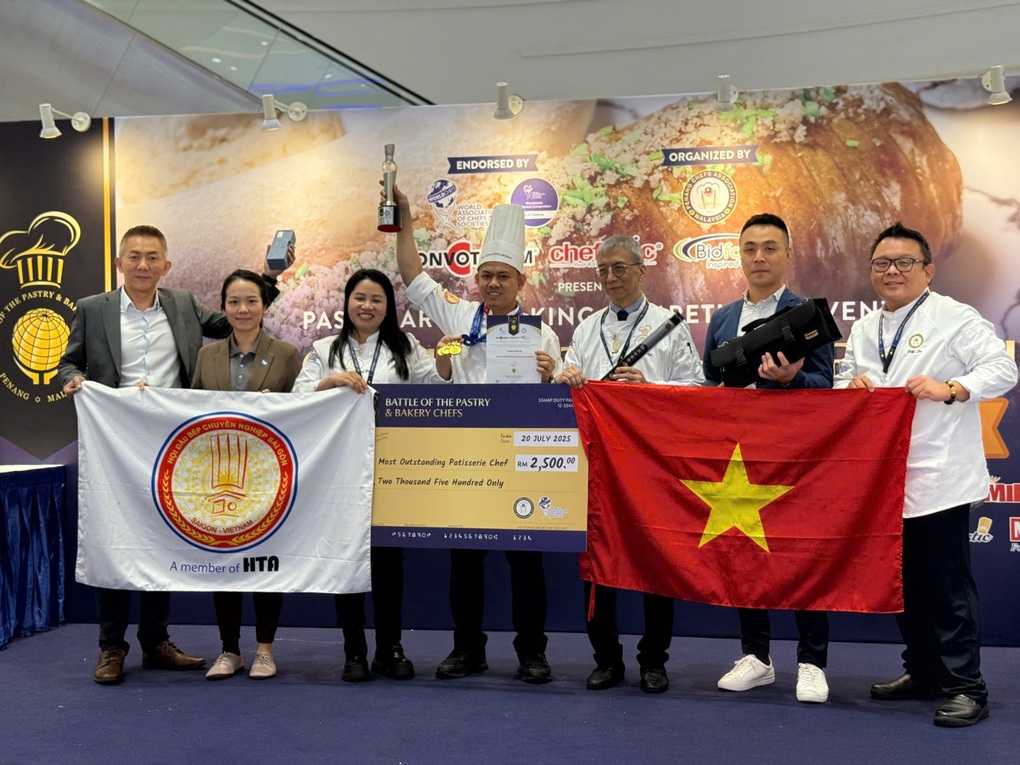 فيتنام تفوز بمسابقة الكعكة الدولية - 1 Việt Nam vô địch tại cuộc thi bánh quốc tế - 1