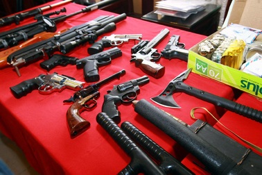 Hà Nội: Phá vụ giết người, thu cả kho súng đạn