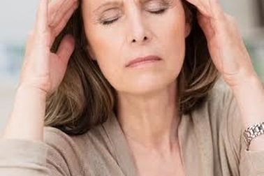 Sau mãn kinh là viêm đường tiết niệu