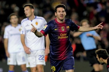 Messi lập cú đúp, Barcelona vững vàng ở ngôi đầu