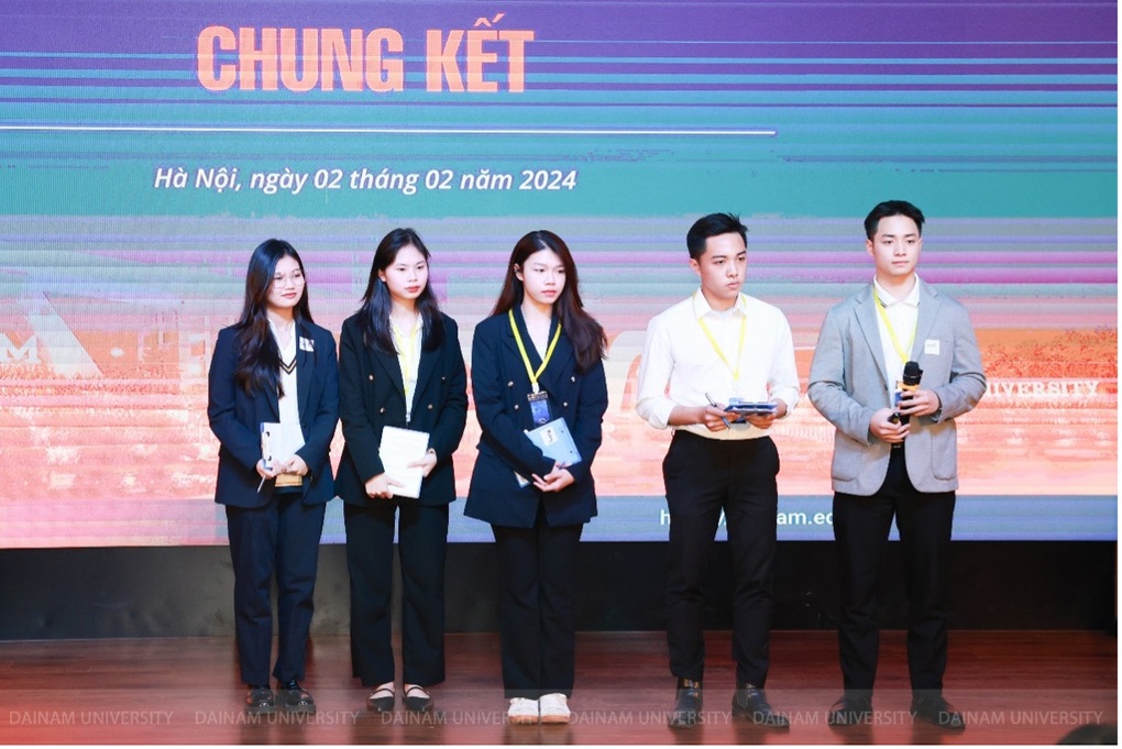 Quán quân cuộc thi khởi nghiệp xã hội là nhóm sinh viên 4 trường đại học - 2 Quán quân cuộc thi khởi nghiệp xã hội là nhóm sinh viên 4 trường đại học - 2