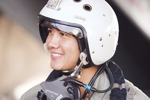 Chàng phi công dũng mãnh điều khiển chiến đấu cơ Su-30 trẻ nhất VN