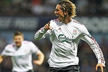 Torres tỏa sáng, Liverpool thắng trận kịch tính tại Upton Park