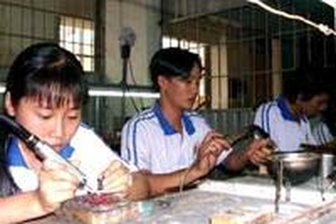 “Trả nợ tổ nghề” 