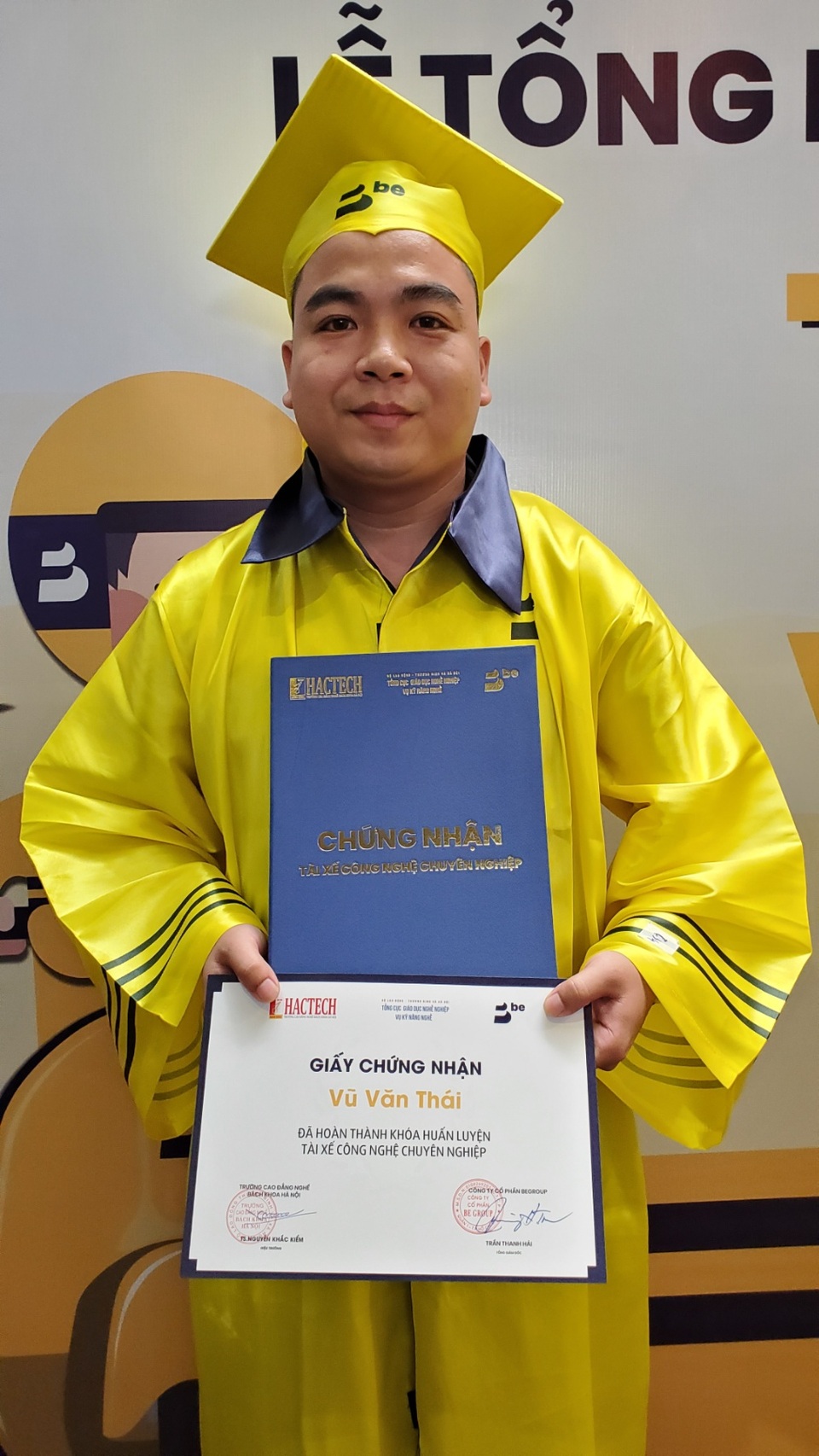 Lần đầu tiên tài xế công nghệ Việt Nam được chứng nhận tài xế công nghệ chuyên nghiệp - 3 Lần đầu tiên tài xế công nghệ Việt Nam được chứng nhận tài xế công nghệ chuyên nghiệp - 3