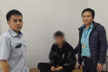 Tài xế và phụ xe buýt Hà Nội đưa chàng trai co giật đi cấp cứu gây sốt mạng