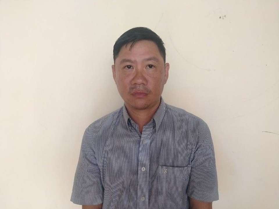 Bắt khẩn cấp kẻ dùng súng bắn nhiều người thương vong - 1 Bắt khẩn cấp kẻ dùng súng bắn nhiều người thương vong - 1