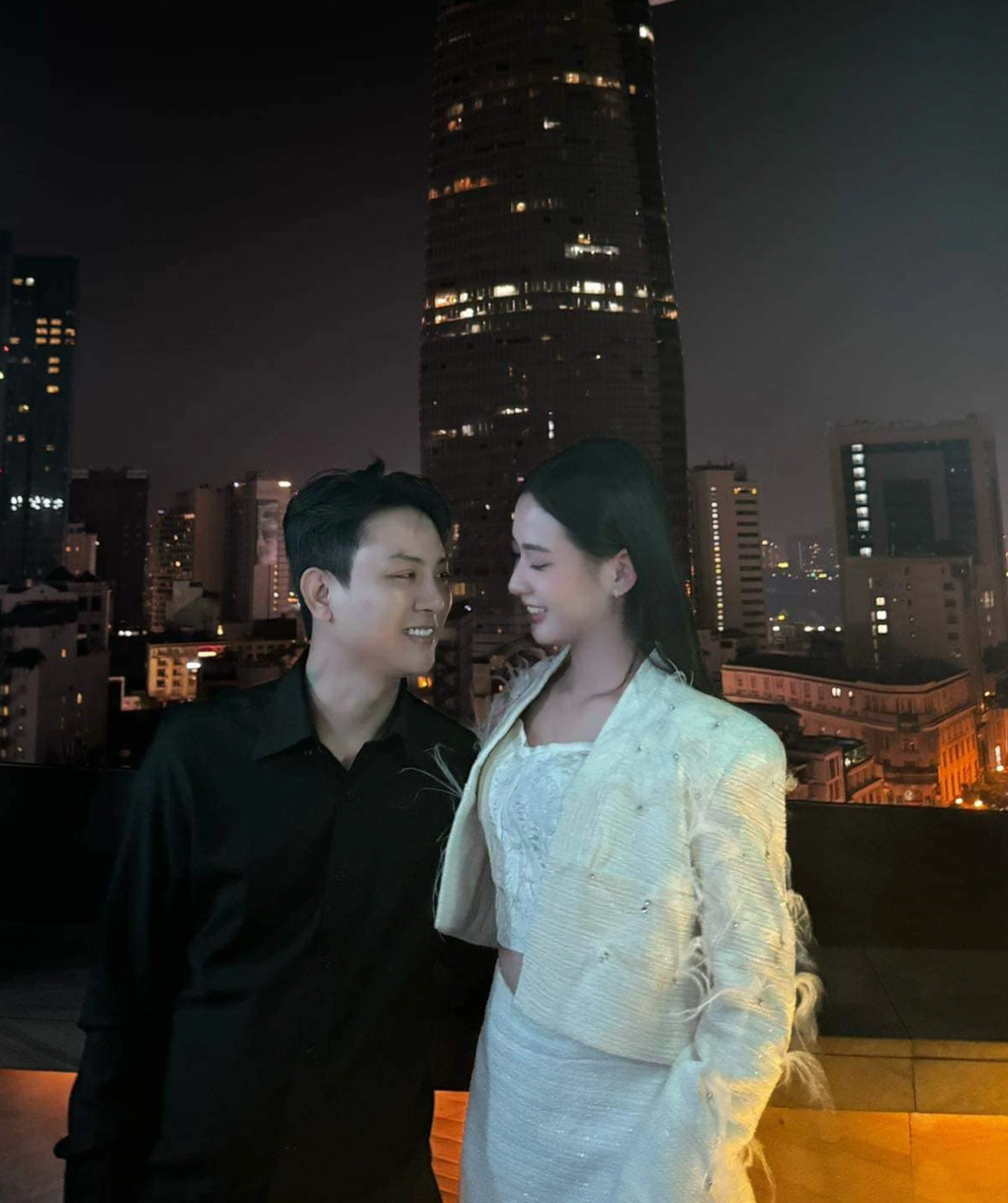Hoài Lâm công khai bạn gái sinh năm 2003, tích cực trở lại ca hát - 2 Hoài Lâm công khai bạn gái sinh năm 2003, tích cực trở lại ca hát - 2