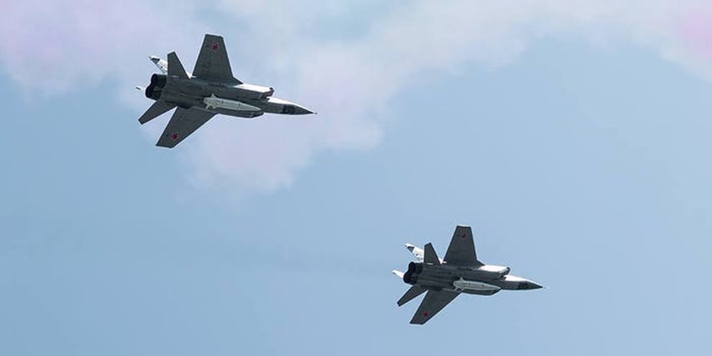 Ông Zelensky: Nga tấn công Ukraine bằng tên lửa siêu vượt âm Kinzhal - 1 Ông Zelensky: Nga tấn công Ukraine bằng tên lửa siêu vượt âm Kinzhal - 1