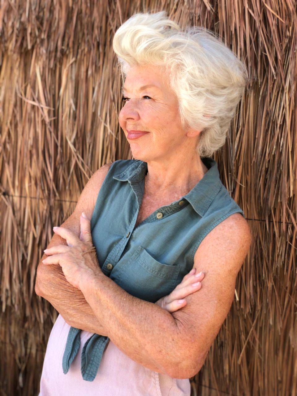 Ngưỡng mộ bà cụ lột xác ngoạn mục ở tuổi 74 - 2 Ngưỡng mộ bà cụ lột xác ngoạn mục ở tuổi 74 - 2