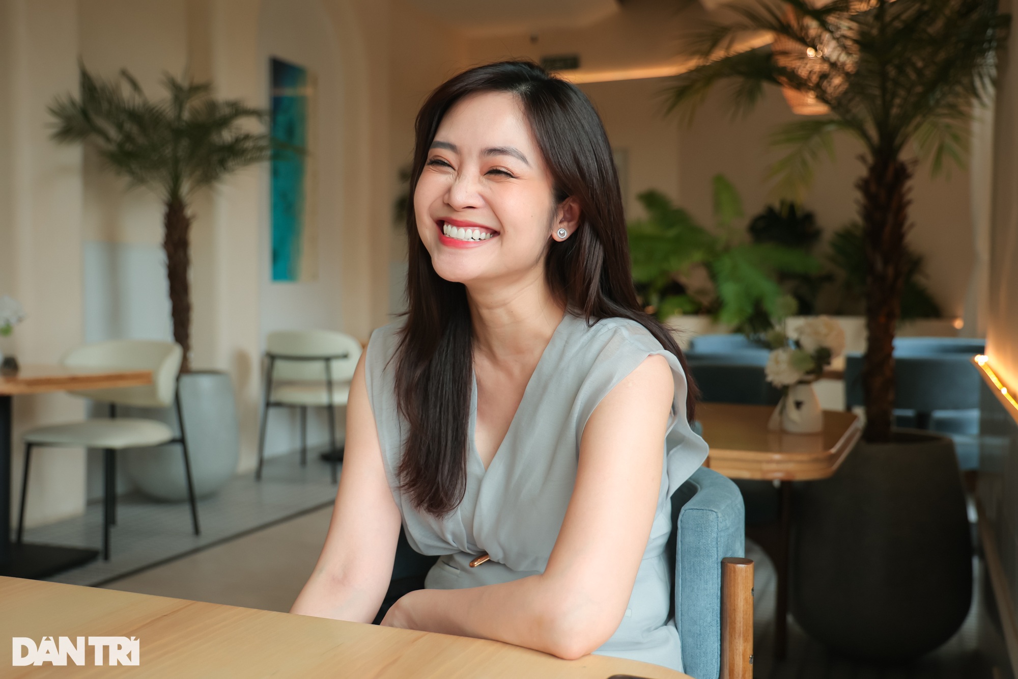 MC Thùy Linh VTV: Chồng kém 5 tuổi cưng chiều, U40 không áp lực sinh con - 7 MC Thùy Linh VTV: Chồng kém 5 tuổi cưng chiều, U40 không áp lực sinh con - 7