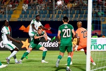 CAN 2019: Algeria gây sốc khi đánh bại đội bóng của ngôi sao Sadio Mane