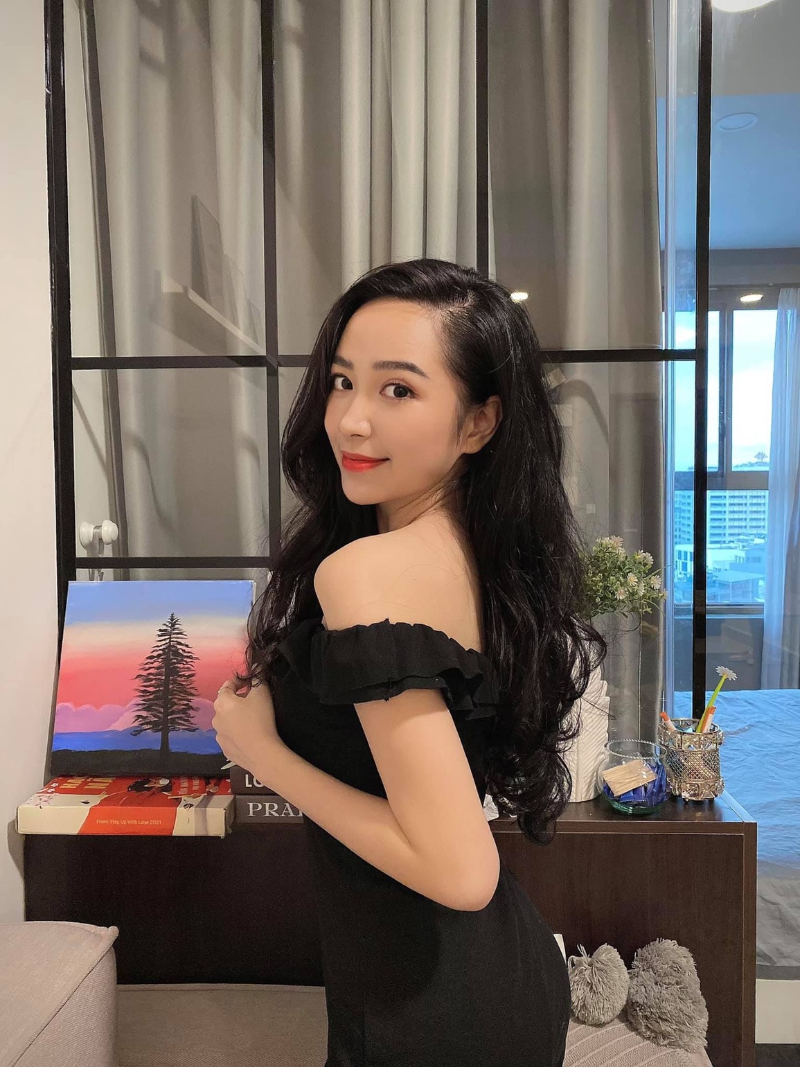 Bầm dập vì cảnh bị đánh ghen, Kim Oanh Thương ngày nắng về tiết lộ bí mật - 10 Bầm dập vì cảnh bị đánh ghen, Kim Oanh Thương ngày nắng về tiết lộ bí mật - 10