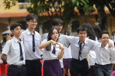 Đề thi và đáp án môn toán lớp 10 tỉnh Thái Bình năm 2025