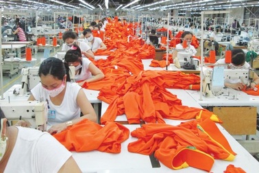 Thấp thỏm chờ thưởng Tết