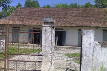 Di tích lịch sử văn hóa Đình Sen xuống cấp trầm trọng