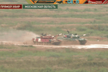 Xe tăng Trung Quốc và Azerbaijan suýt va chạm tại Army Games