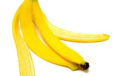 Tẩy trắng răng bằng vỏ chuối