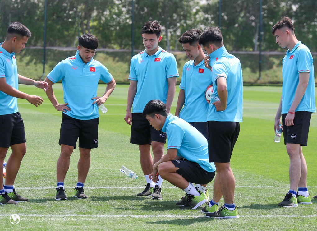U23 Việt Nam bất ngờ được tập trên sân của nhà vô địch World Cup - 11 U23 Việt Nam bất ngờ được tập trên sân của nhà vô địch World Cup - 11
