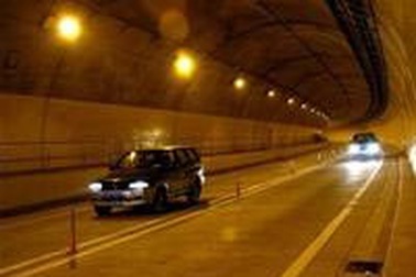 Mỹ trao thưởng chất lượng tốt nhất cho hầm Hải Vân