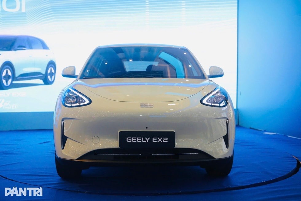 Cùng giá 499 triệu đồng, nên mua Geely EX2 Max hay BYD Dolphin 2026? - 8