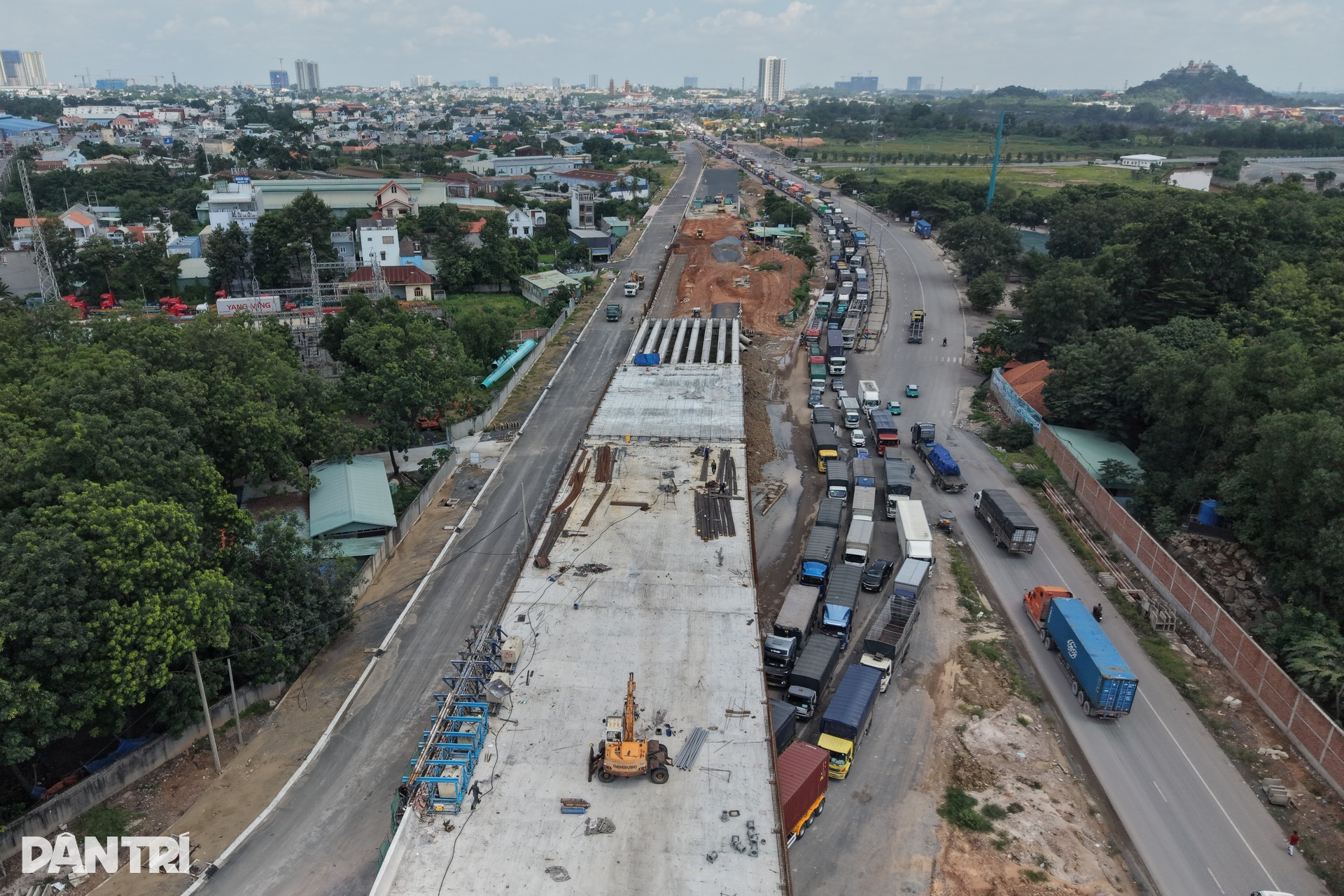 Toàn cảnh 14,7km Vành đai 3 TPHCM dự kiến thông xe vào 30/9 - 7