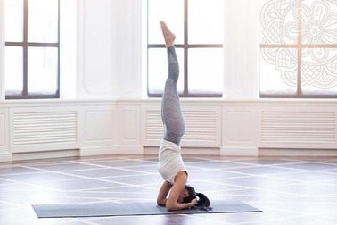 Những lợi ích bất ngờ của động tác "trồng cây chuối"