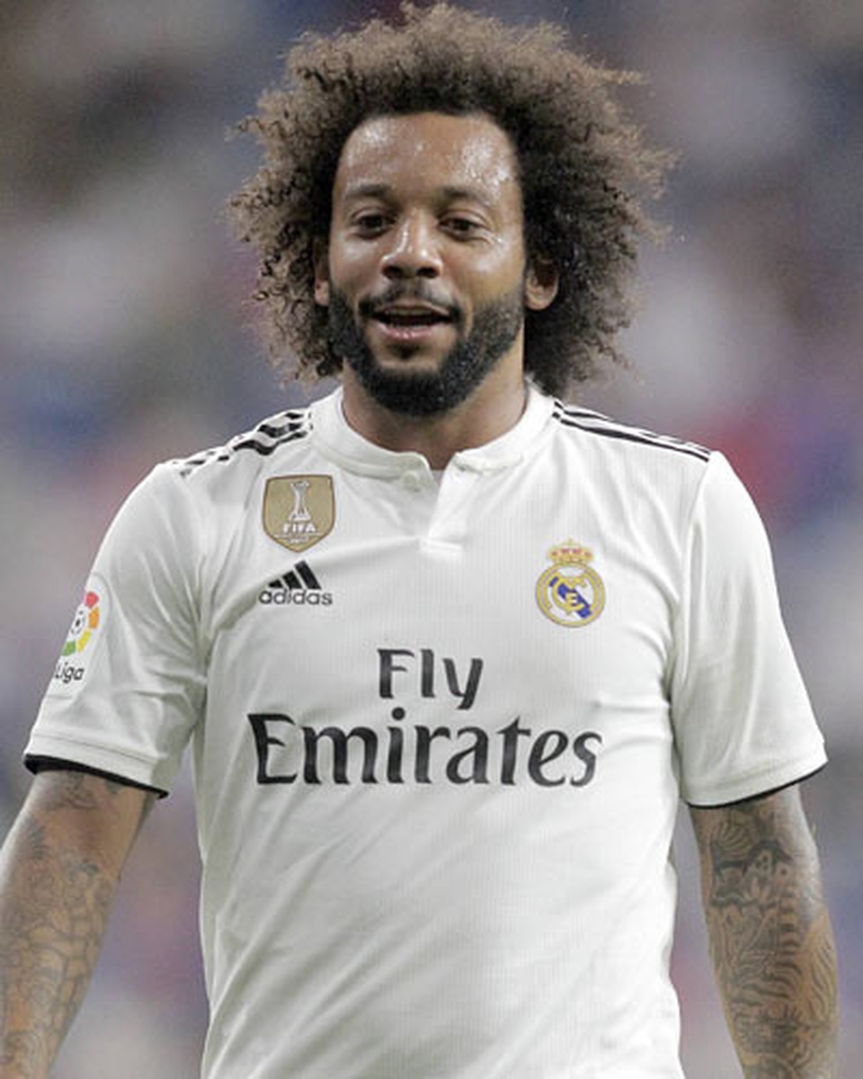 Trổ tài bơi lặn, C.Ronaldo tự phong mình làm... thần biển - 5