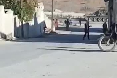 Quân đội Syria được cho là rút khỏi Hama