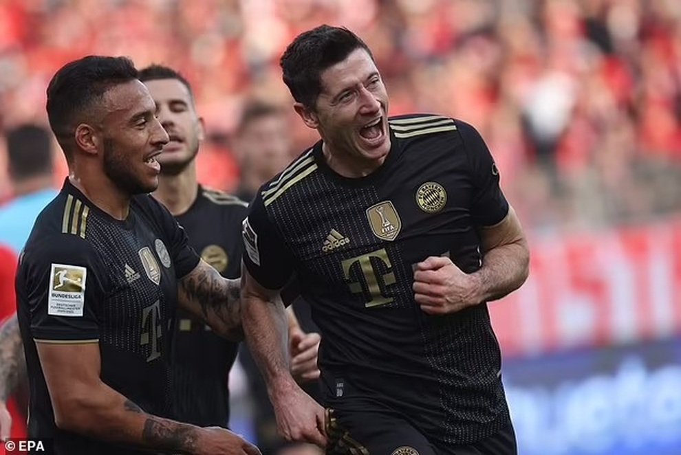 Lewandowski dẫn đầu Vua phá lướichâu Âu, sáng cửa giành Quả bóng vàng - 4 Lewandowski dẫn đầu Vua phá lướichâu Âu, sáng cửa giành Quả bóng vàng - 4