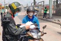 Người TPHCM chưa được đi làm tại Đồng Nai bằng phương tiện cá nhân