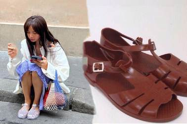 Giày nhựa rọ mũi đang được săn lùng, có đôi giá 20 triệu đồng