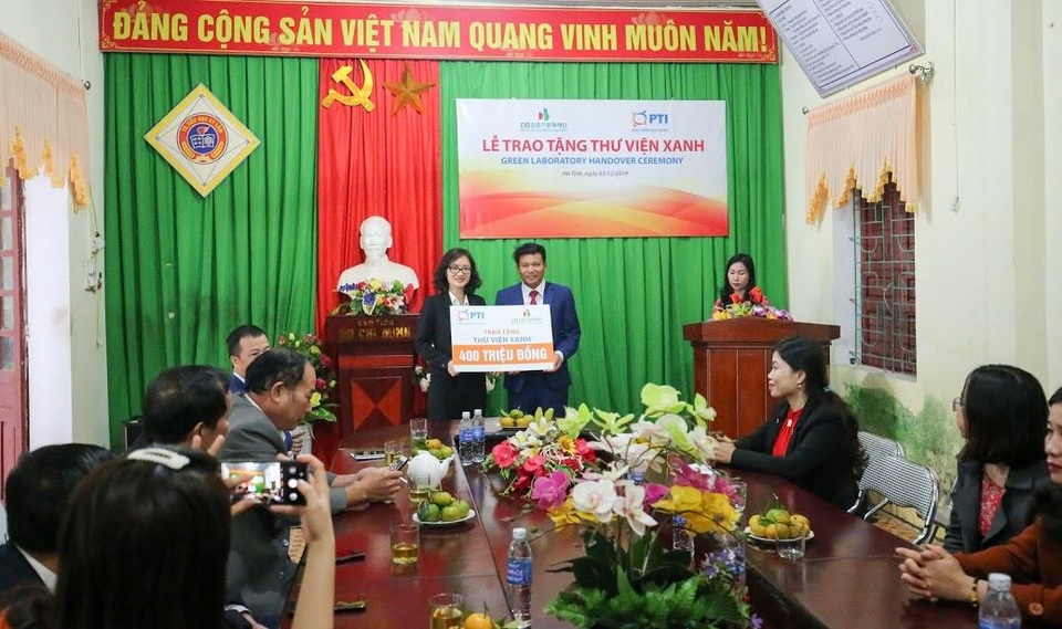 PTI trao tặng thư viện xanh cho trường Tiểu học Kỳ Lâm, Hà Tĩnh - 1 PTI trao tặng thư viện xanh cho trường Tiểu học Kỳ Lâm, Hà Tĩnh - 1