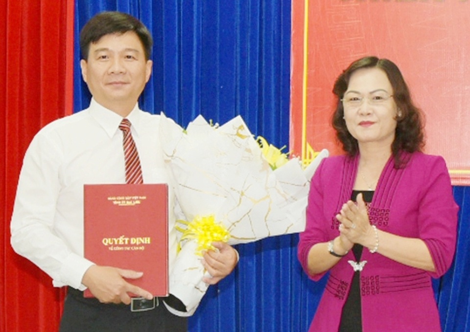 Bạc Liêu điều động nhiều cán bộ - 1 Bạc Liêu điều động nhiều cán bộ - 1