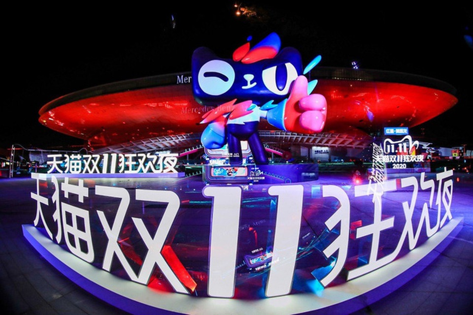 Mua sắm trực tuyến ngày 11/11 tăng đột biến, Alibaba đạt thêm kỷ lục mới - 1 Mua sắm trực tuyến ngày 11/11 tăng đột biến, Alibaba đạt thêm kỷ lục mới - 1