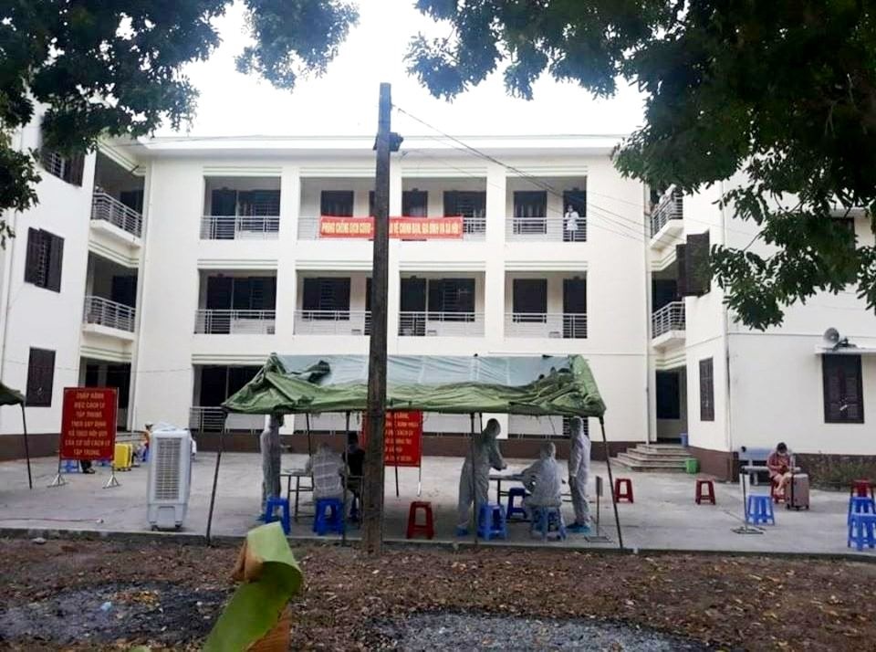 Hội An kêu gọi bác sĩ, y sĩ về hưu, sinh viên y khoa hỗ trợ chống dịch - 2 Hội An kêu gọi bác sĩ, y sĩ về hưu, sinh viên y khoa hỗ trợ chống dịch - 2