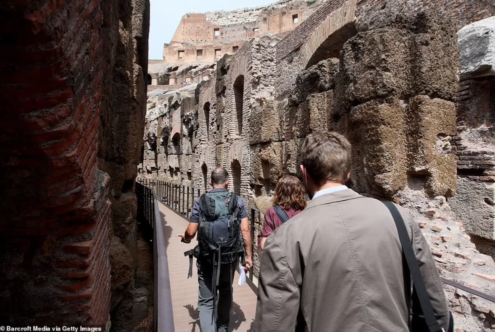 Bước đi trên những đường hầm 2.000 năm tuổi của võ sĩ giác đấu - 8