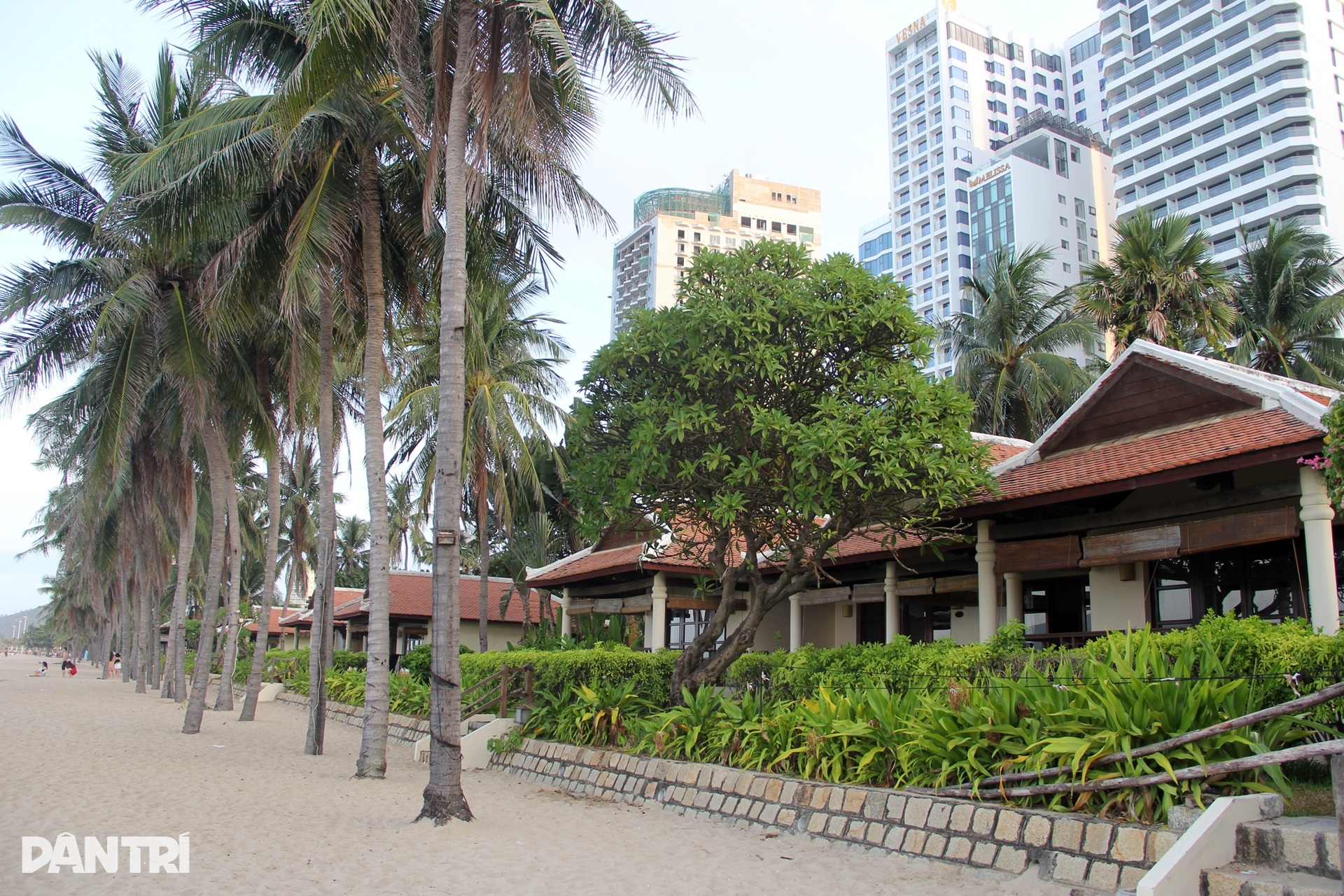 Toàn cảnh dự án khủng tại Nha Trang sắp bị di dời để trả lại bãi biển - 4 Toàn cảnh dự án khủng tại Nha Trang sắp bị di dời để trả lại bãi biển - 4