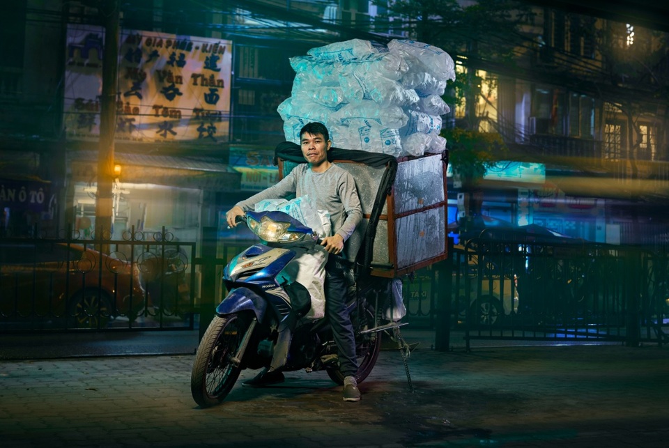 Bộ ảnh “Bikes of Hanoi” tranh tài tại giải ảnh quốc tế - 5 Bộ ảnh “Bikes of Hanoi” tranh tài tại giải ảnh quốc tế - 5