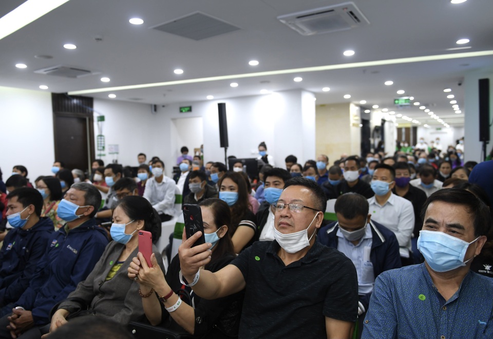 Giao lưu trực tuyến: Bác sĩ chuyên khoa giải đáp trực tiếp các vấn đề sức khỏe - 4 Giao lưu trực tuyến: Bác sĩ chuyên khoa giải đáp trực tiếp các vấn đề sức khỏe - 4