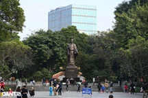 Vườn hoa Lý Thái Tổ có 100 cây xanh, không di dời cây có giá trị và cổ thụ