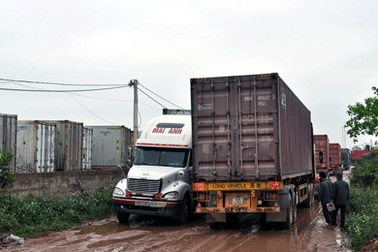 Giao doanh nghiệp lập bến xe tạm giảm ùn tắc giao thông