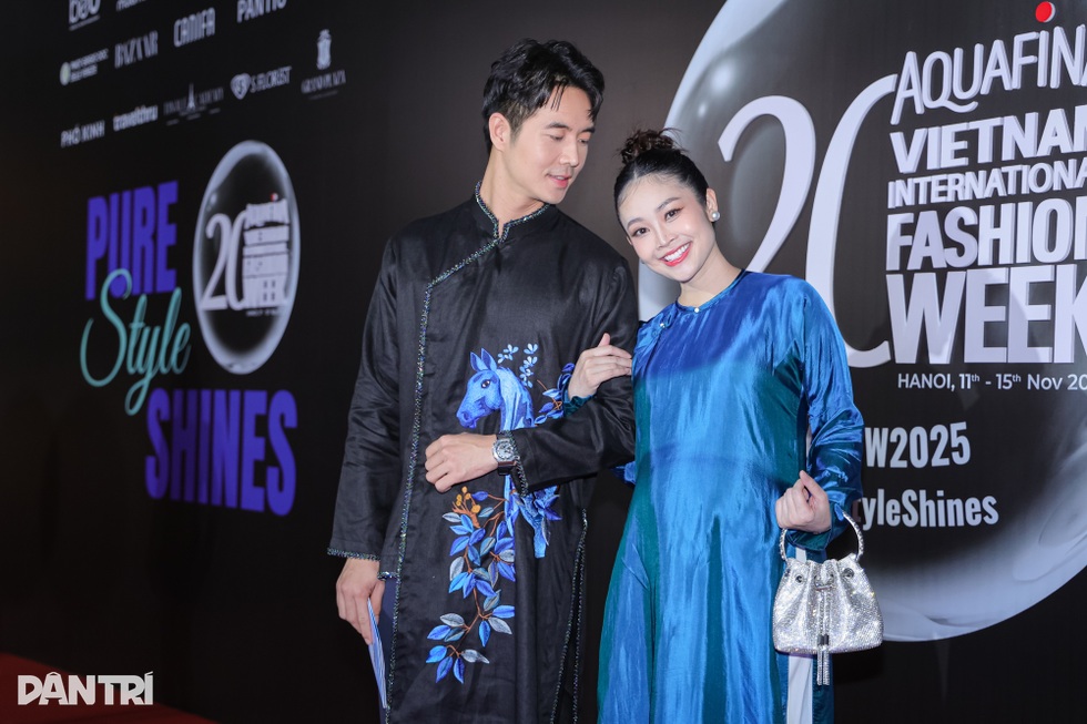 Chồng kém 5 tuổi nuông chiều MC Thùy Linh, nói về hôn nhân trái dấu - 9 Chồng kém 5 tuổi nuông chiều MC Thùy Linh, nói về hôn nhân trái dấu - 9