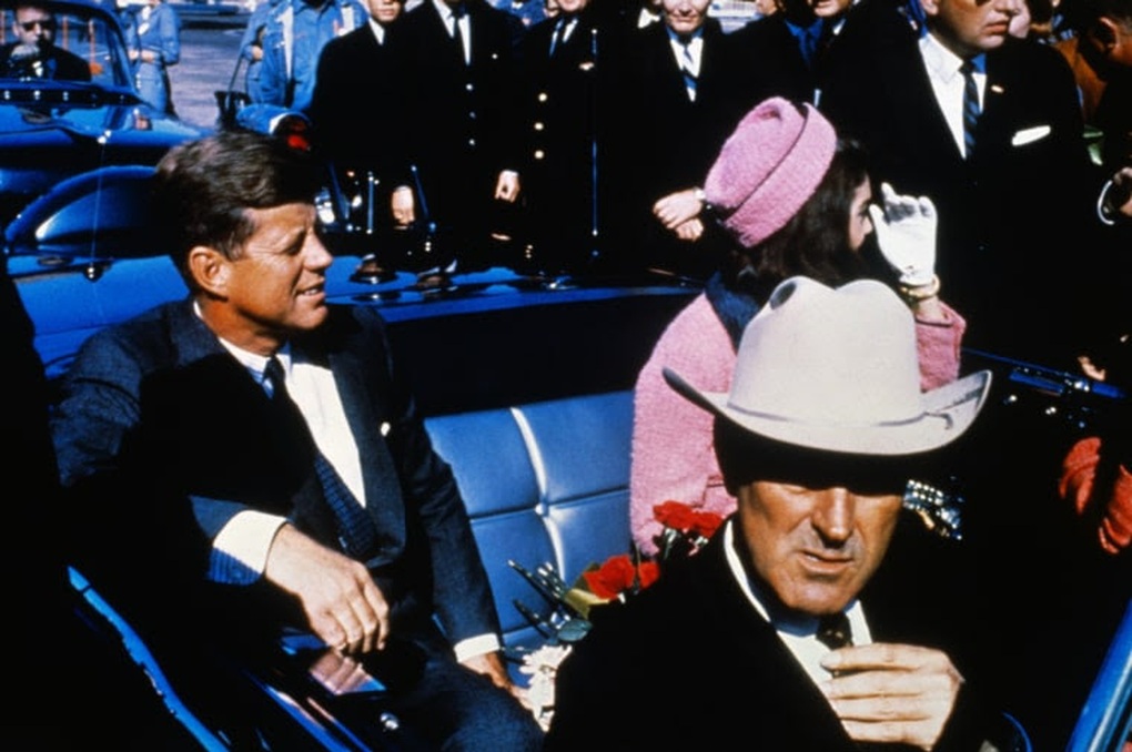 Nhà Trắng công khai hơn 13.000 tài liệu mật vụ ám sát cố Tổng thống Kennedy - 1 Nhà Trắng công khai hơn 13.000 tài liệu mật vụ ám sát cố Tổng thống Kennedy - 1