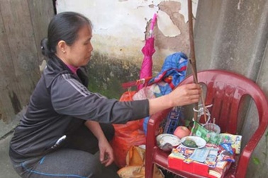 Bắt kẻ dùng cối đánh con gái 3 tuổi tử vong