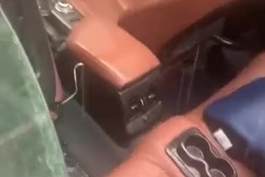 Sự cố "cười ra nước mắt" với xe mui trần