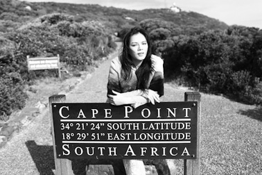 Lý Nhã Kỳ đầy tâm trạng tại Nam Phi